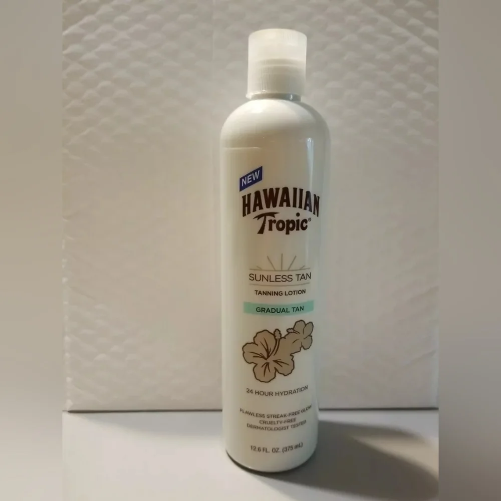 Hawaiian Tropic Sunless Tan Gradual Tanning Lotion - 12.6 fl oz (375 ml) New